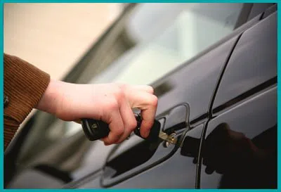 Miami Lock And Safe Miami, FL 305-507-0149 - 12-unlock-car